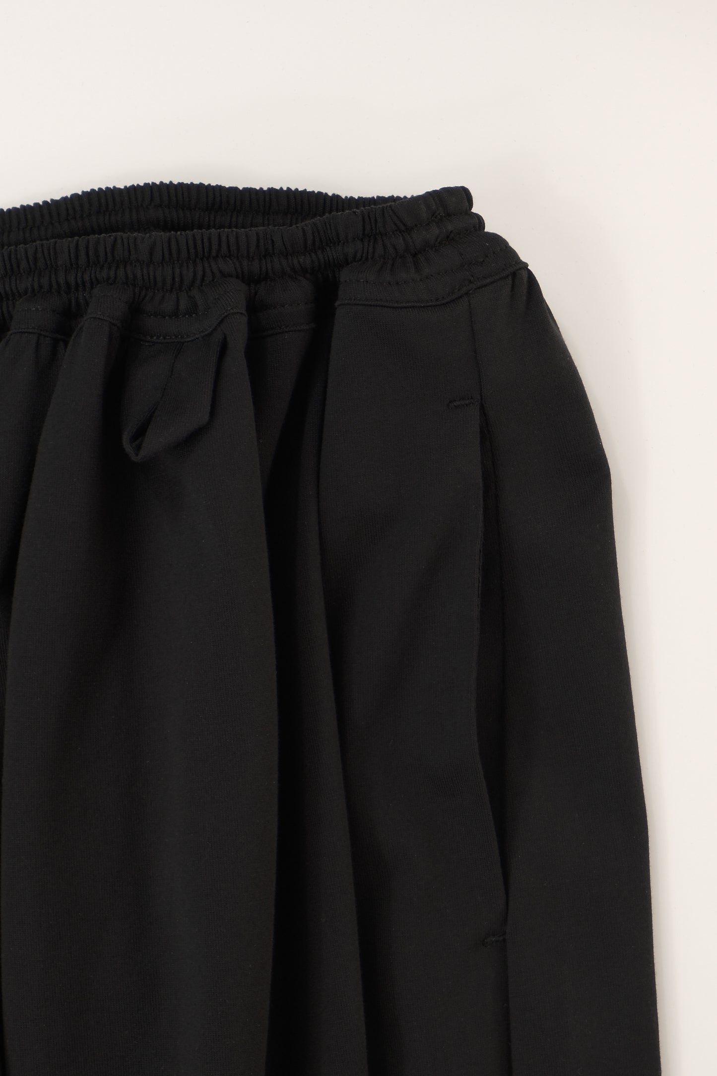 enzo pants in black