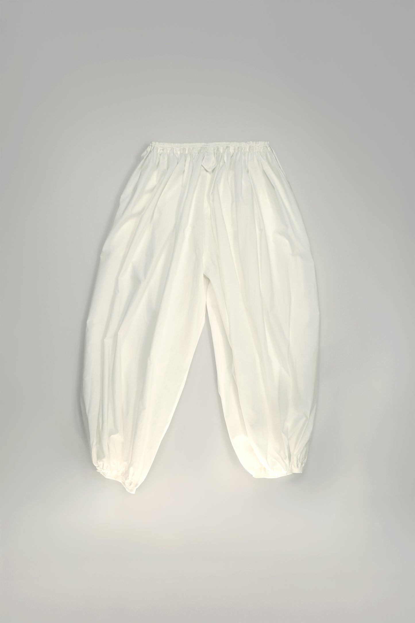 enzo pants in white